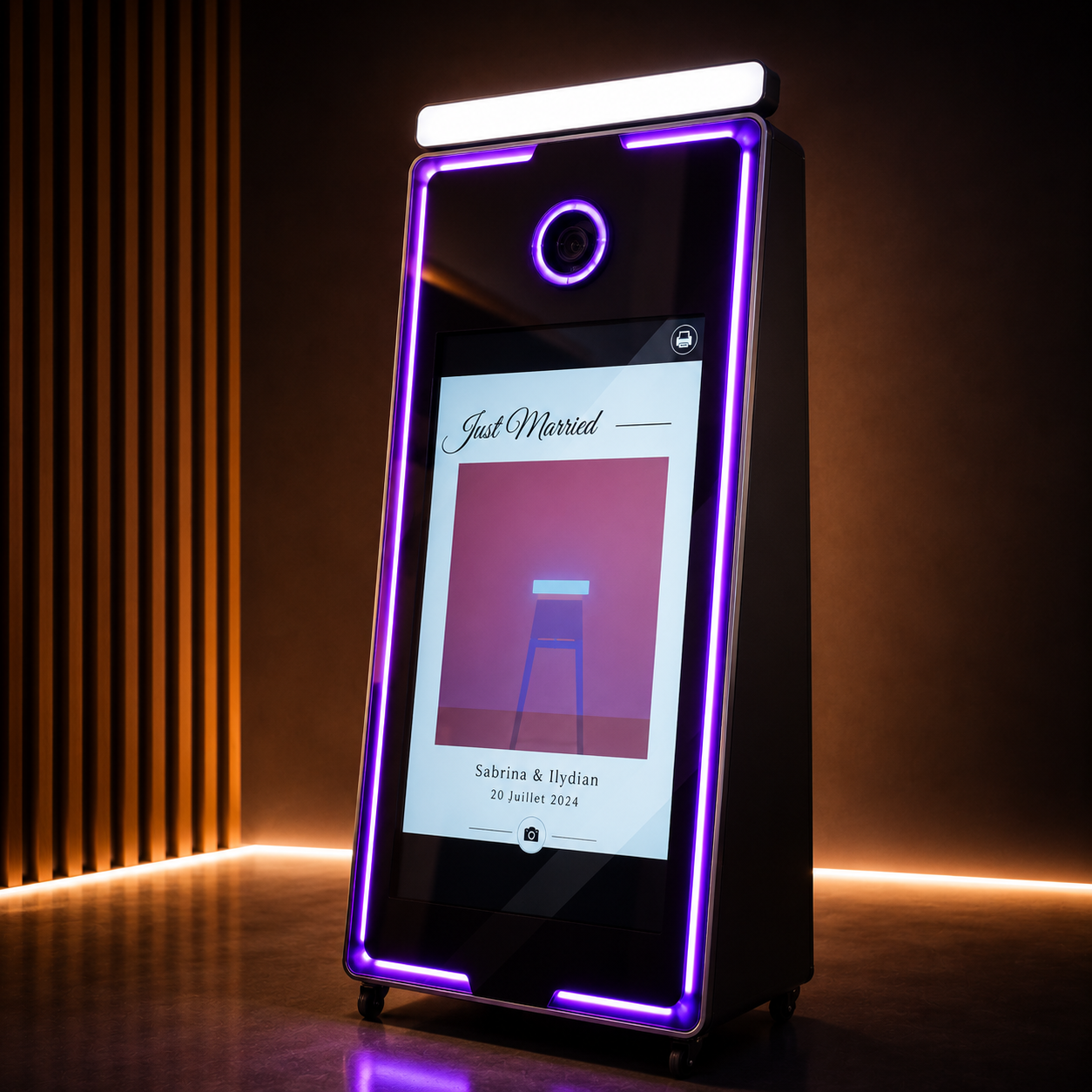 Photobooth Miroir avec LEDs violettes
